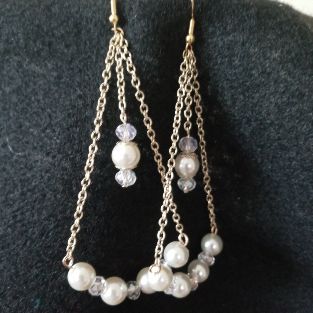 Pearl gold chain errings